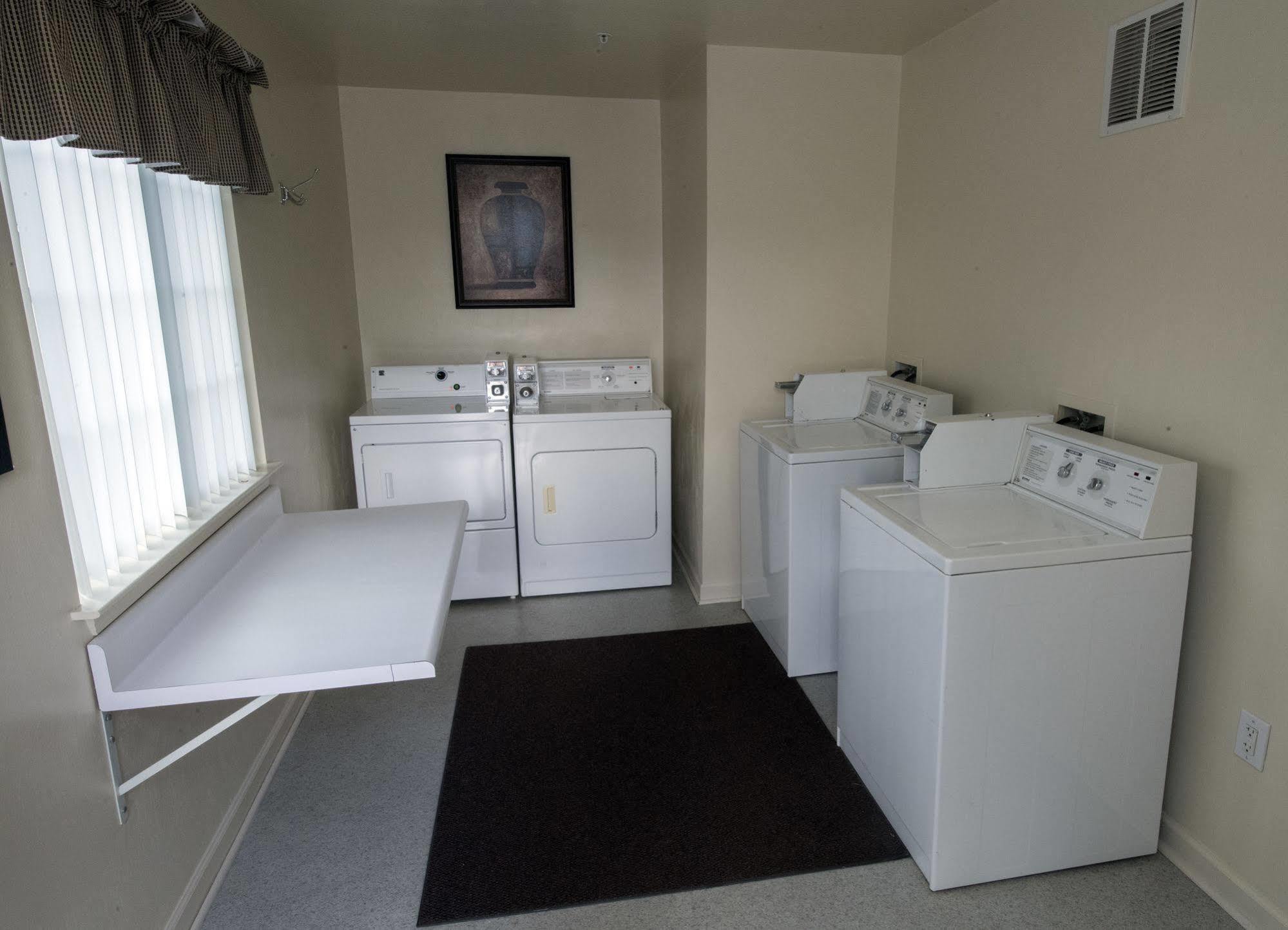 Affordable Corporate Suites Of לינצ'בורג מראה חיצוני תמונה
