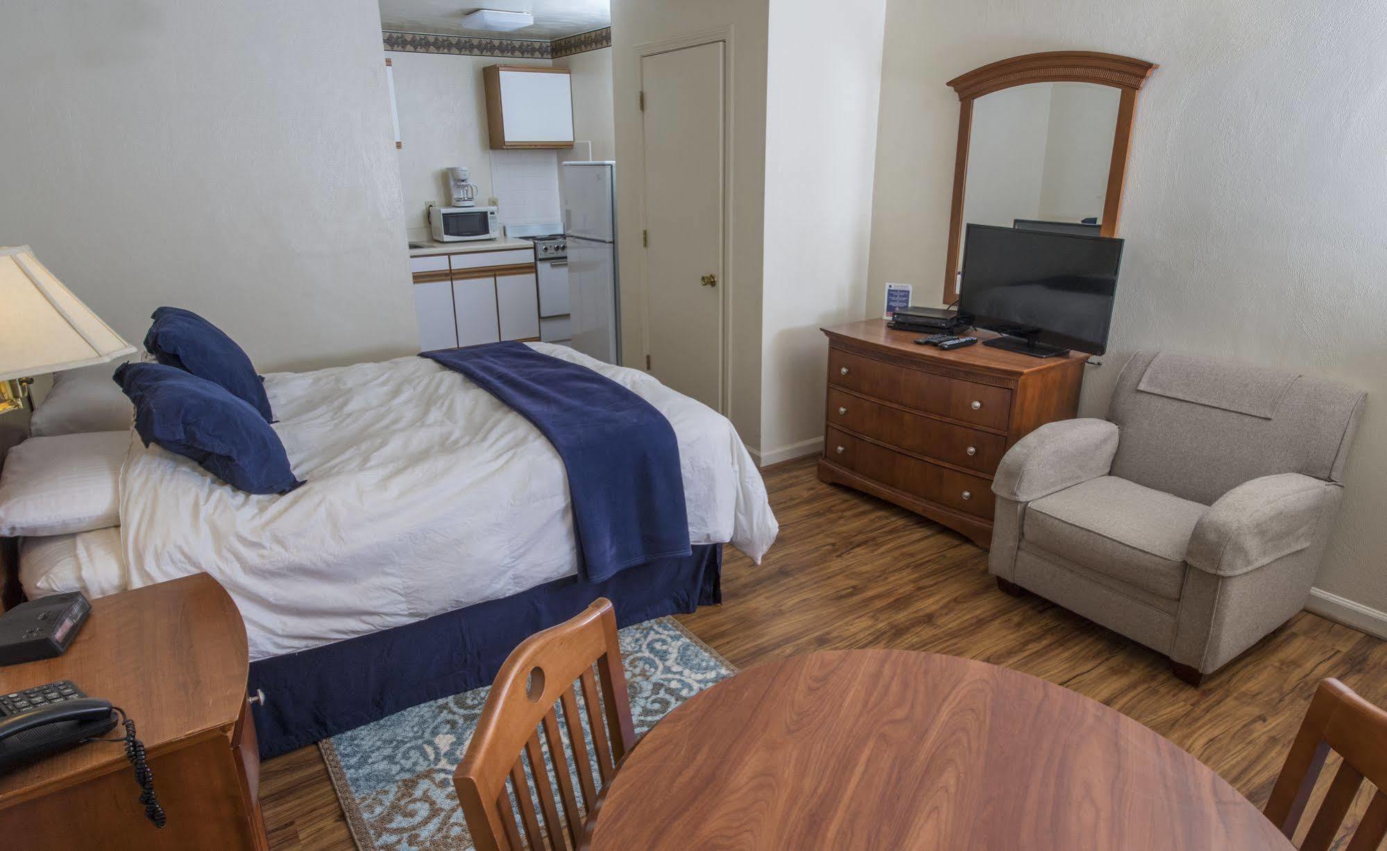 Affordable Corporate Suites Of לינצ'בורג מראה חיצוני תמונה